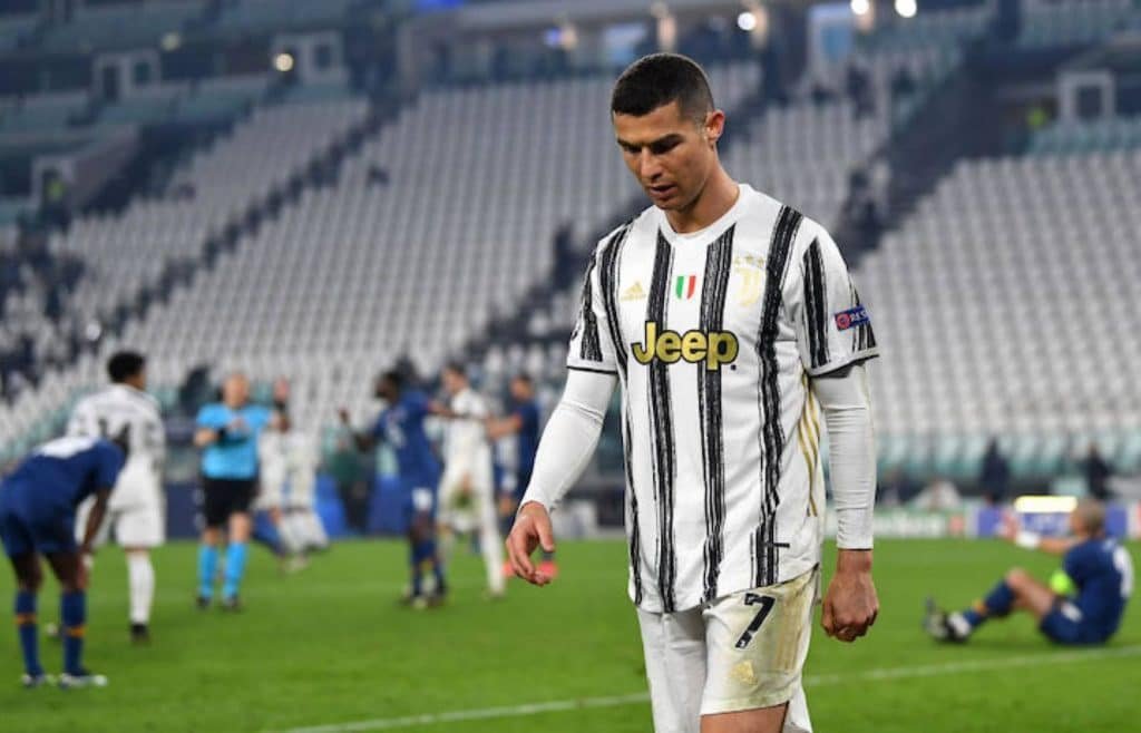 Jornal italiano afirma que CR7 vai deixar de ser titular indiscutível na Juventus 71def59e-2d00-4ea2-b99f-1540f9f7e0f5