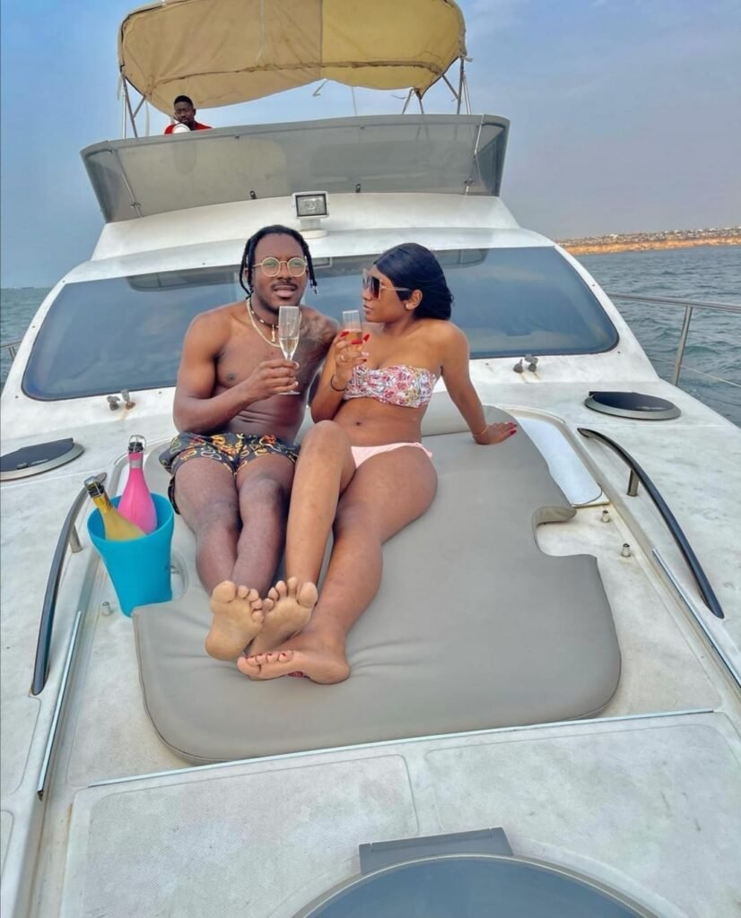 Scró Q Cuia e a sua amada celebram hoje 2 anos de namoro Scro-Q-Cuia-e-a-namorada