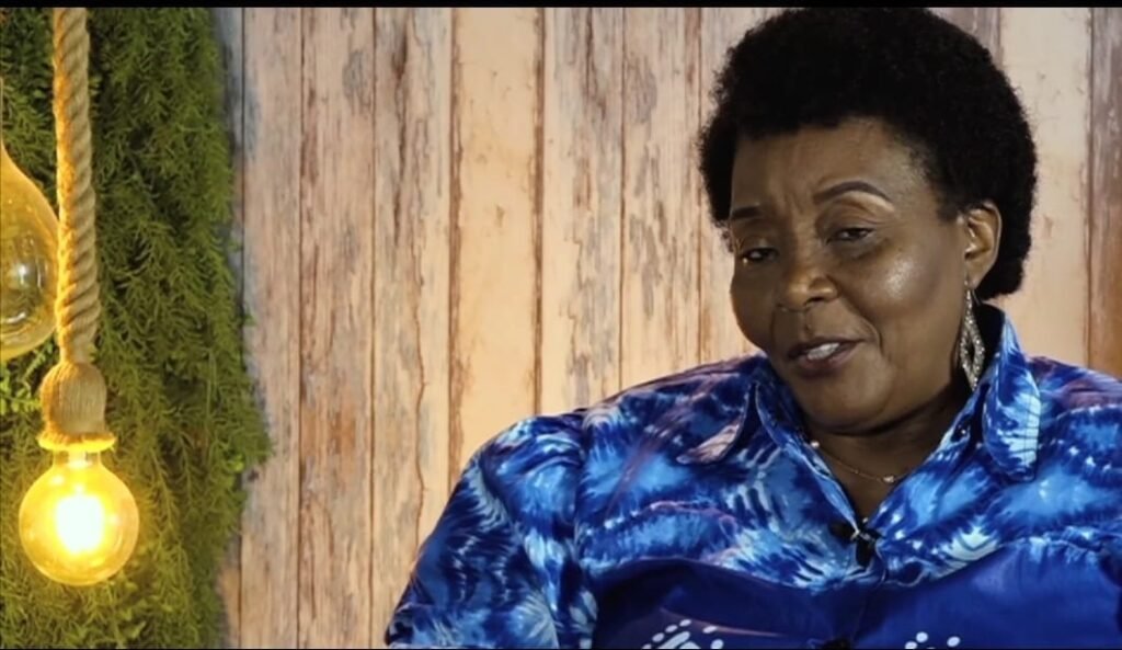 Kanguimbo Ananaz afirma que foi nomeada há 3 anos como Adida Cultural e até hoje não foi  enquadrada