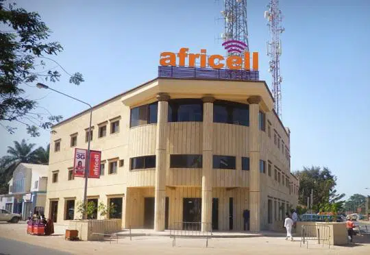 Nova operadora Africell vai ter 2 mil trabalhadores para distribuírem chips