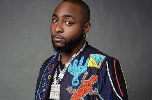Davido arrecada mais de 232 milhões de kzs em menos de 24 horas após pedir que os seus fãs lhe enviassem dinheiro