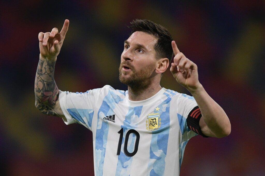 Lionel Messi eleito o melhor futebolista latino-americano de 2021