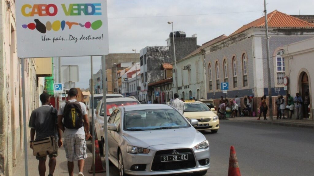 Cabo Verde pode tornar-se no primeiro país africano a eliminar a pobreza extrema