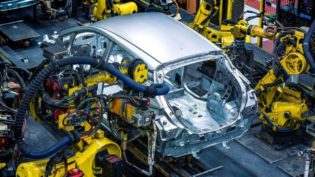 Empresa indiana propõe montagem de veículos elétricos em Angola