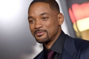 Will Smith pronuncia-se pedindo desculpas e diz que teve uma atitude inaceitável e imperdoável