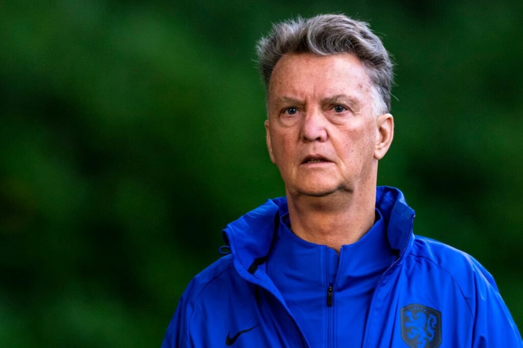 Selecionador holandês, Louis Van Gaal, anuncia que está com câncer da próstata Selecionador holandês, Louis Van Gaal, anuncia que está com câncer da próstata