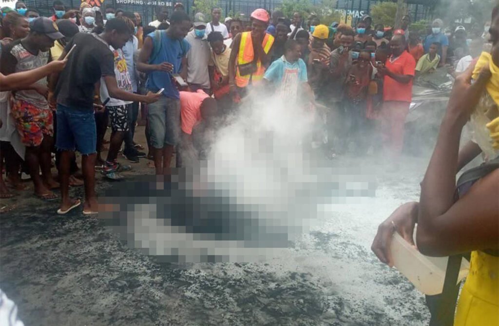 Jovem morre carbonizado no Morro Bento, em Luanda