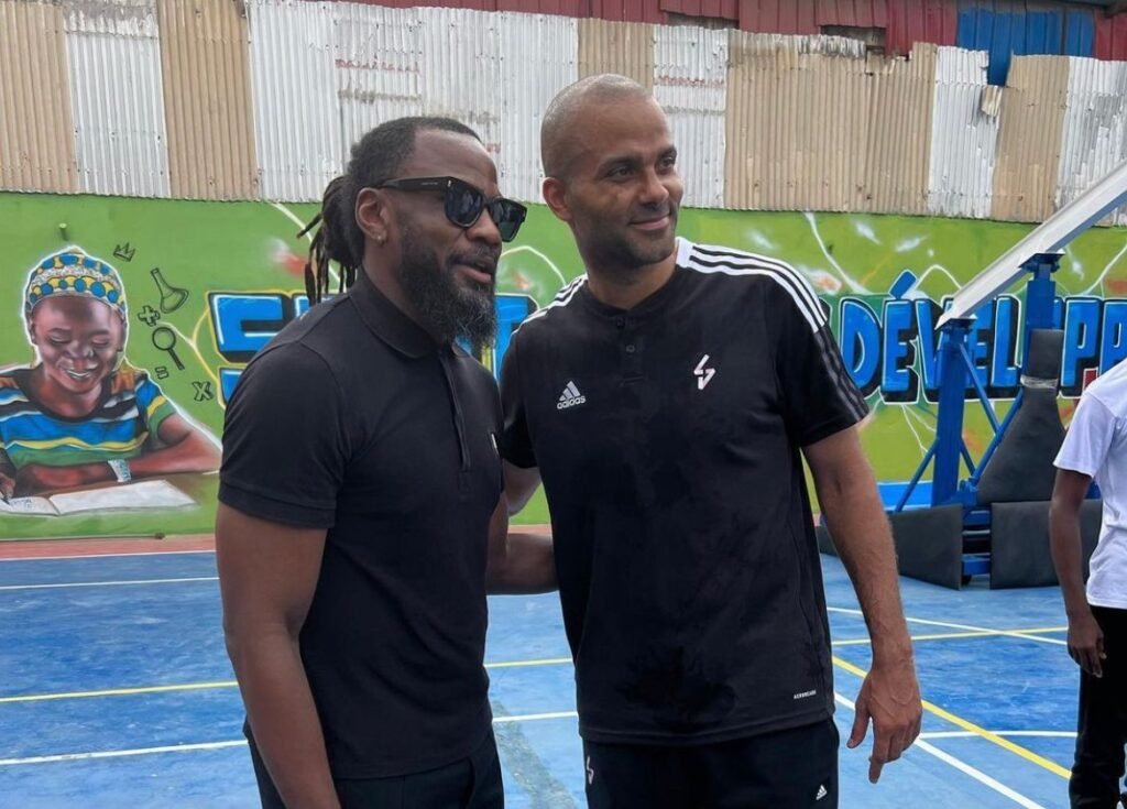 C4 Pedro partilha momentos com a antiga estrela da NBA Tony Parker