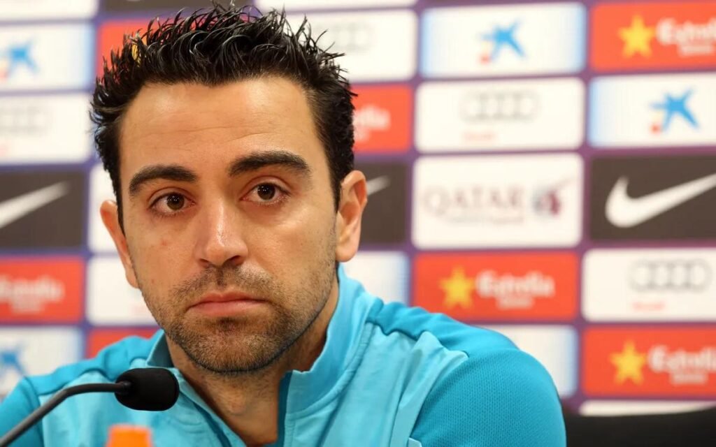 Xavi Hernández pede à direção do Barça para contratar mais oito jogadores