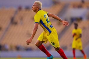 Tiago Azulão faz história e conquista “Bota de Ouro” na Liga dos Campeões