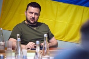 Presidente ucraniano disse ao G7 que ainda é cedo para negociar com a Rússia