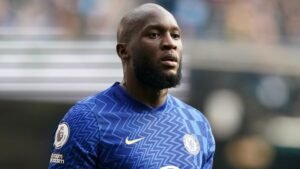 Lukaku regressa ao Inter de Milão após deixar o clube na época passada