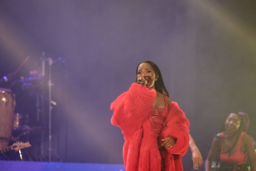 Anna Joyce esgotou o Coliseu dos Recreios com um concerto épico Anna Joyce esgotou o Coliseu dos Recreios com um concerto épico