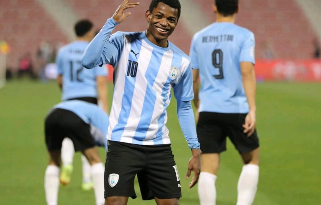 Gelson Dala vai continuar no Al-Wakrah do Qatar por mais três épocas Gelson Dala vai continuar no Al-Wakrah do Qatar por mais três épocas