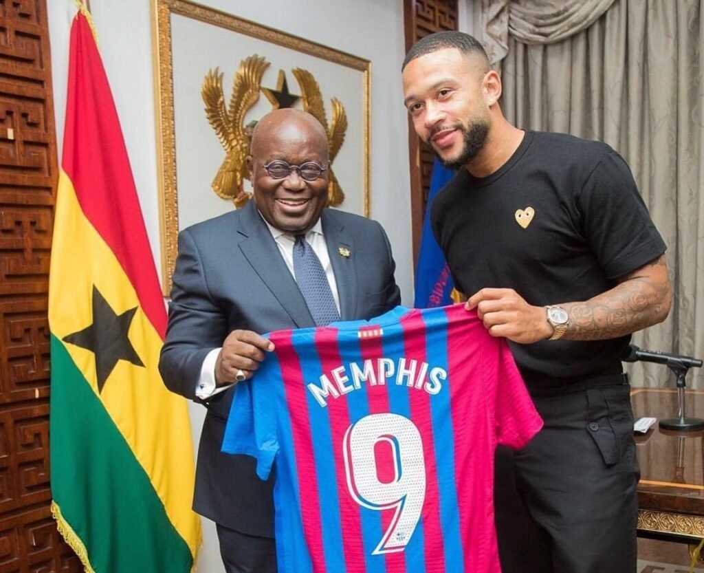 Memphis Depay recebido em audiência pelo Presidente do Gana