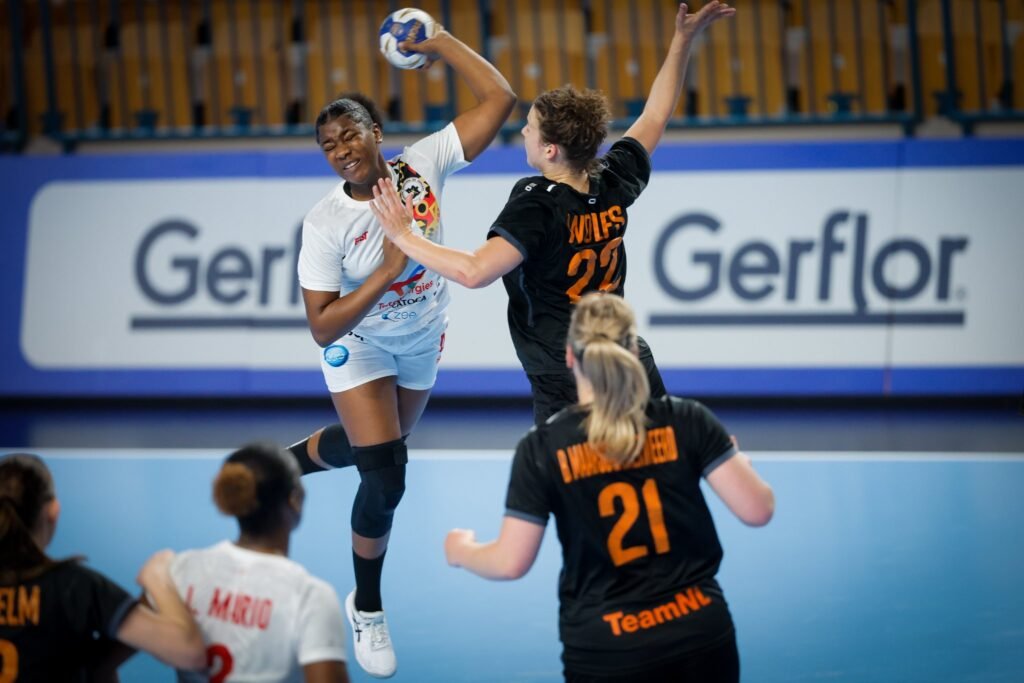 Seleção angolana sub 20 de andebol vítima de ataques raciais Seleção angolana sub 20 de andebol vítima de ataques raciais