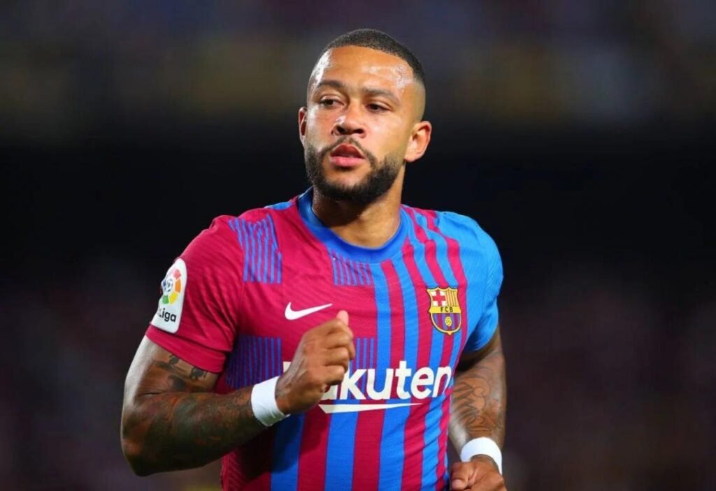 Memphis Depay avisa o Barcelona: «mesmo que venham mais seis avançados, eu vou continuar aqui.»