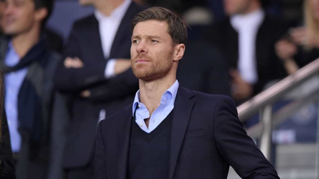 Bayer Leverkusen anuncia Xabi Alonso como novo treinador após derrota diante do FC Porto