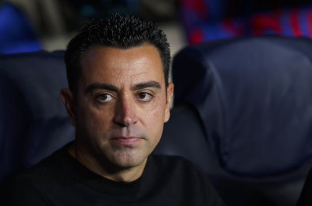 Xavi Hernández reage ao anúncio de aposentadoria de Gerard Piqué