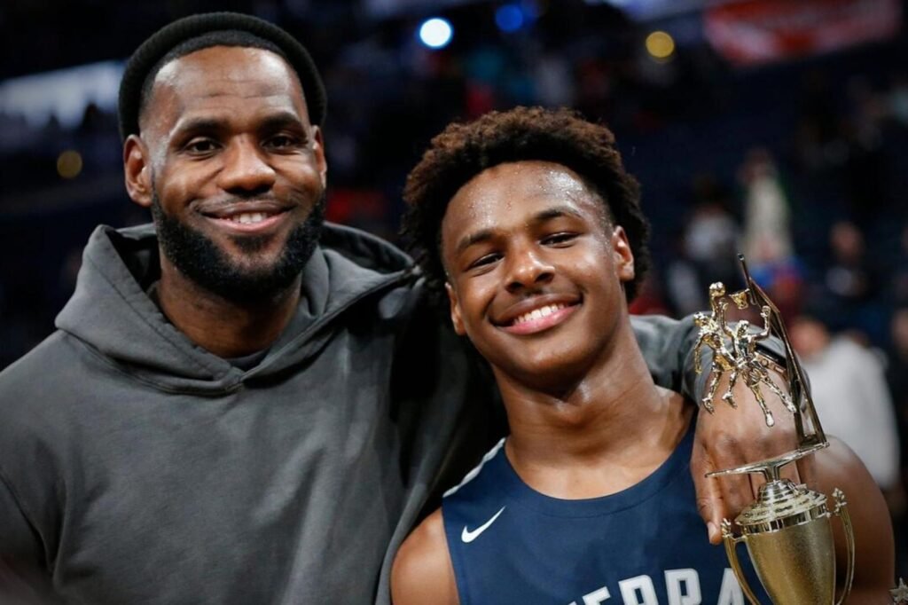LeBron James revela desejo de jogar com o filho na NBA