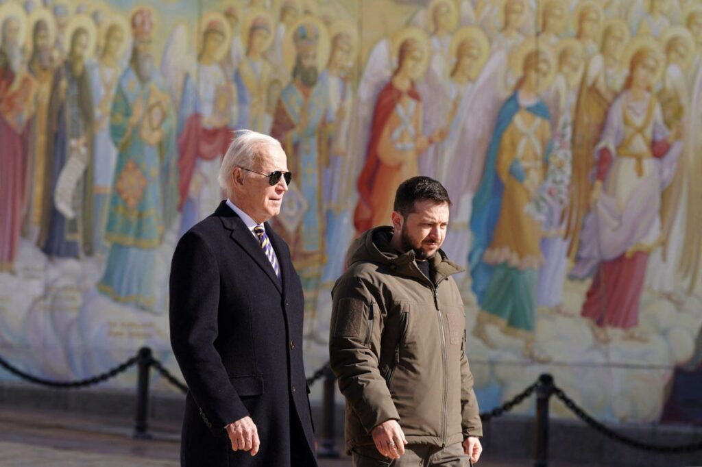 Joe Biden faz visita surpresa à Ucrânia Joe Biden faz visita surpresa à Ucrânia