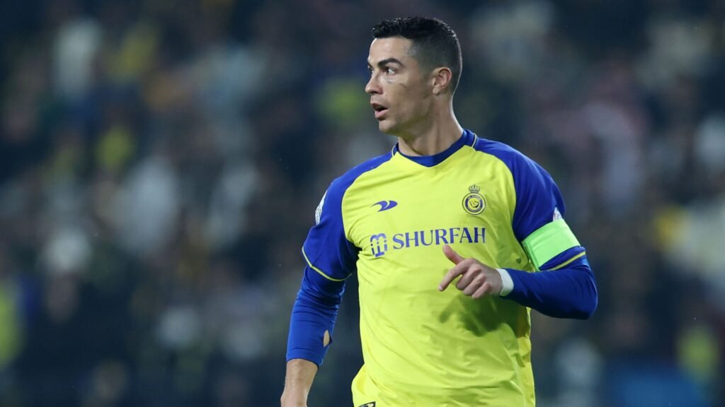 Cristiano Ronaldo envia avião com ajuda para as vítimas dos terramotos ocorridos na Turquia e na Síria Cristiano Ronaldo envia avião com ajuda para as vítimas dos terramotos ocorridos na Turquia e na Síria