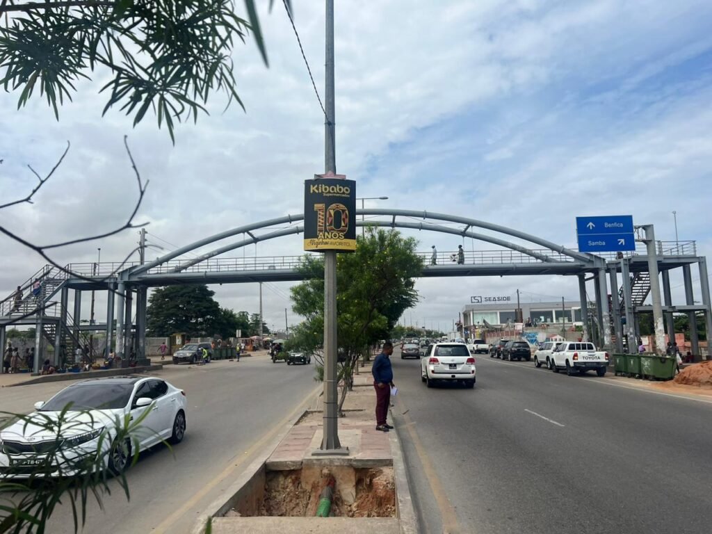 Avenida 21 de Janeiro ficará interditada por 9 dias