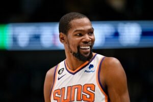 Kevin Durant assina contrato vitalício com a Nike