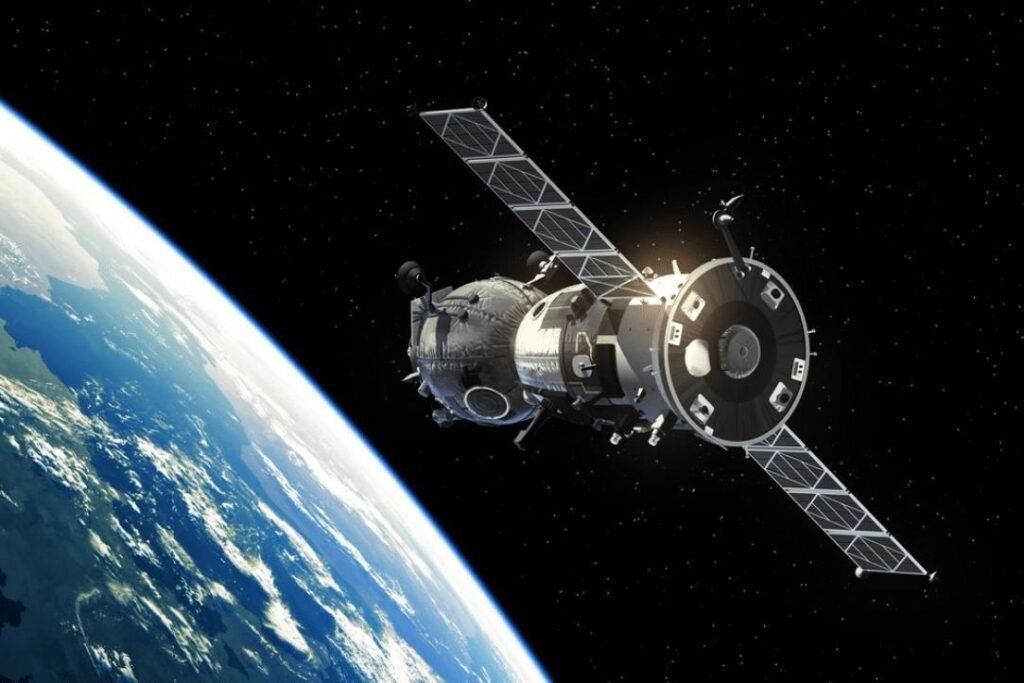 Angolanos continuam a não sentir no seu dia-a-dia os impactos do satélite Angosat-2 Angolanos continuam a não sentir no seu dia-a-dia os impactos do satélite Angosat-2