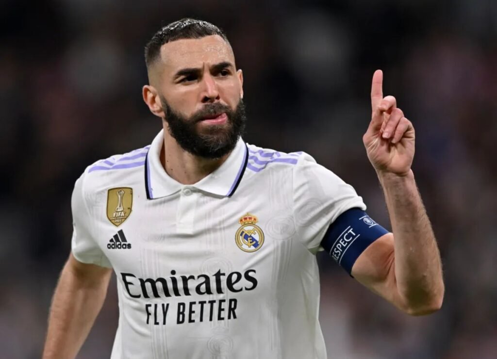 Karim Benzema deixa Real Madrid