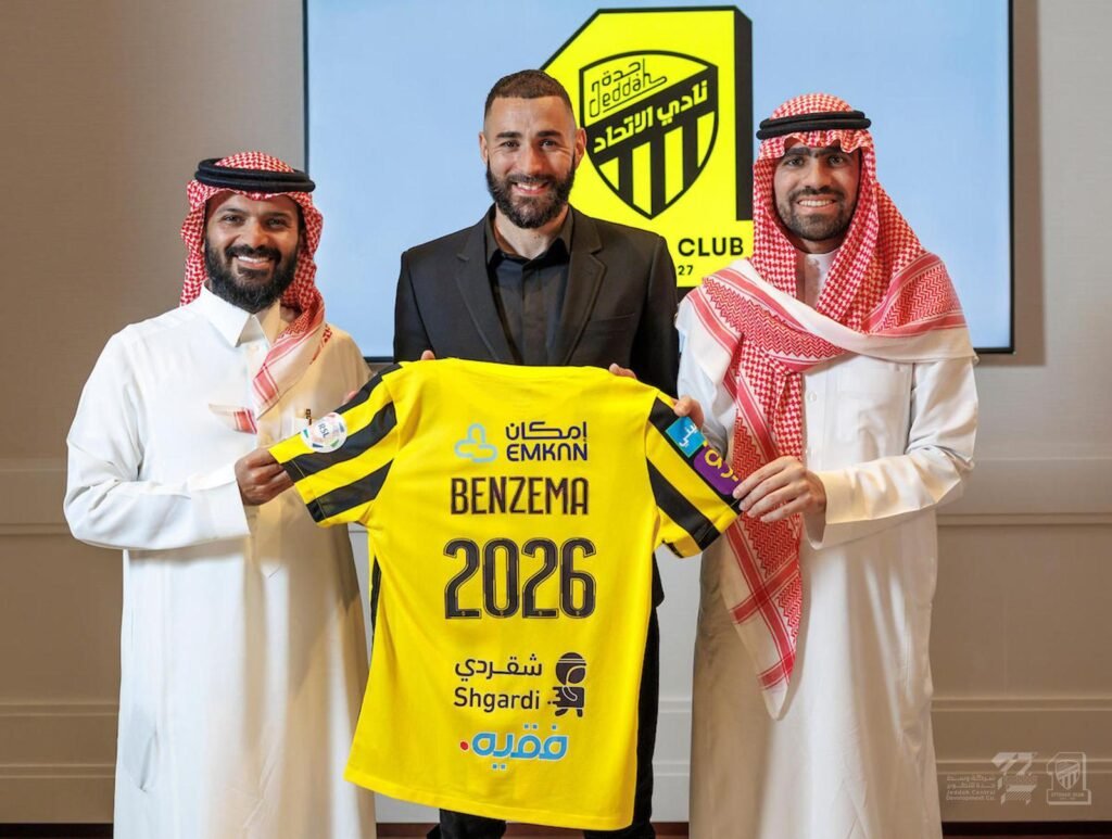 Benzema assina pelo Al Ittihad da Arábia Saudita até 2026