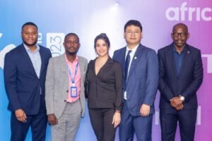 Tecno lança telefone “CAMON 20” e anuncia a parceria forte com a Africell