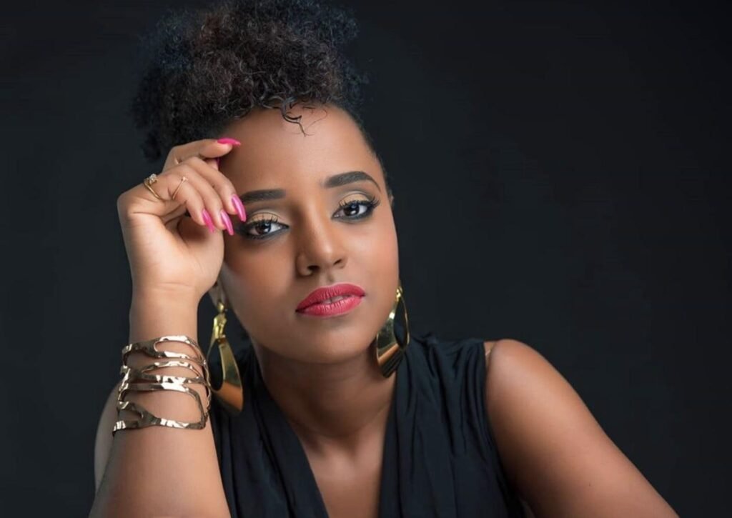 Eva RapDiva defende que as mulheres também podem dar mesada aos seus parceiros: «já dei, e voltarei a fazê-lo se necessário»