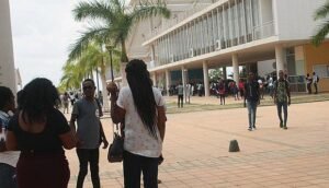 Universidade Agostinho Neto lidera o "ranking" das melhores Universidades de Angola