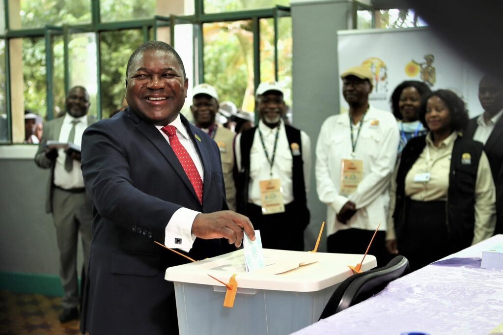 FRELIMO "MPLA de Moçambique" vence eleições autarquicas em 64 das 65 autarquias