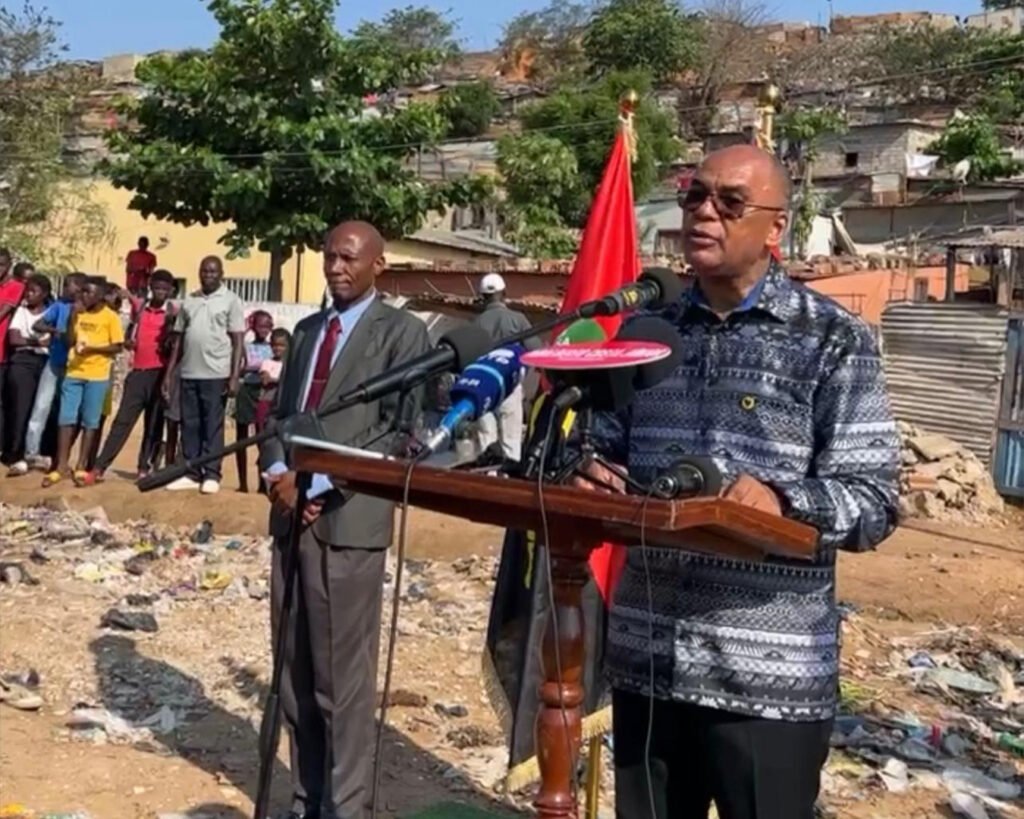 Adalberto Costa Júnior faz réplica do Estado da Nação no Bairro da Boavista, Sambizanga