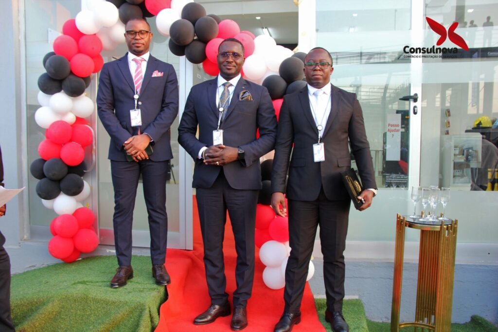 Grupo Consulnova inaugura primeira Loja em Angola