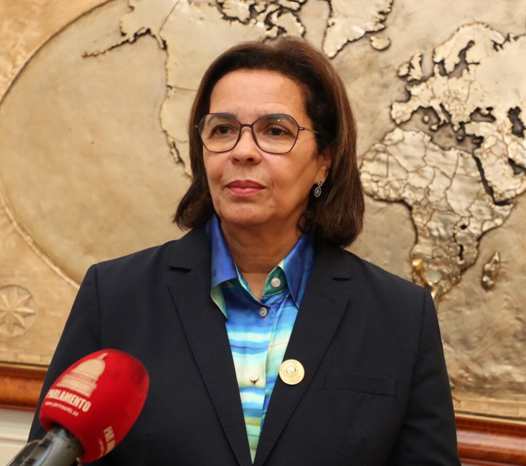 Nota de Esclarecimento da Assembleia Nacional Nota de Esclarecimento da Assembleia Nacional