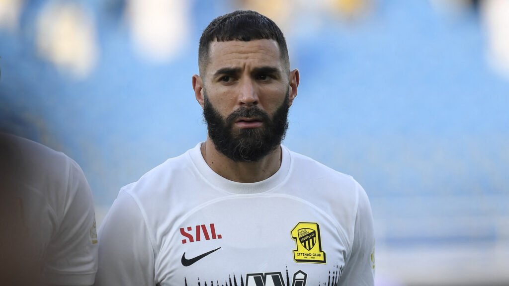 Governo francês acusa Benzema de ter ligações à organização terrorista Governo francês acusa Benzema de ter ligações à organização terrorista