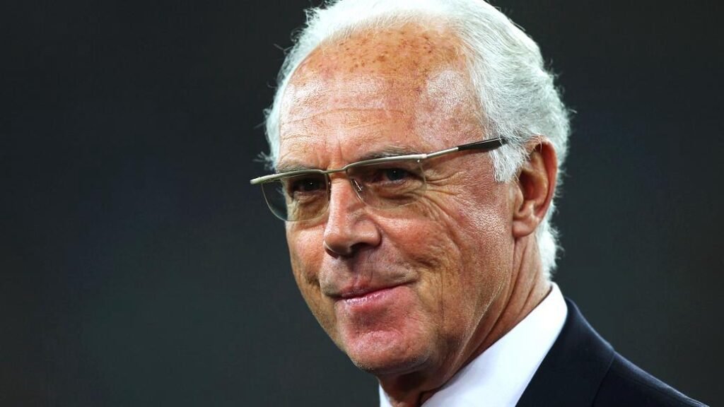 Morreu Franz Beckenbauer, lenda do futebol alemão