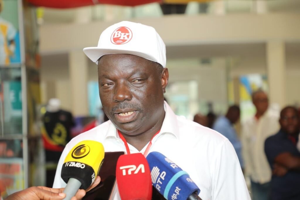 Bento Kangamba aposta numa liderança jovem para o Kabuscorp do Palanca Bento Kangamba aposta numa liderança jovem para o Kabuscorp do Palanca