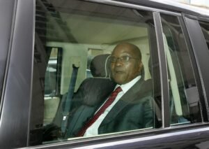 Ex-presidente da África do Sul, Jacob Zuma, envolvido em acidente de trânsito