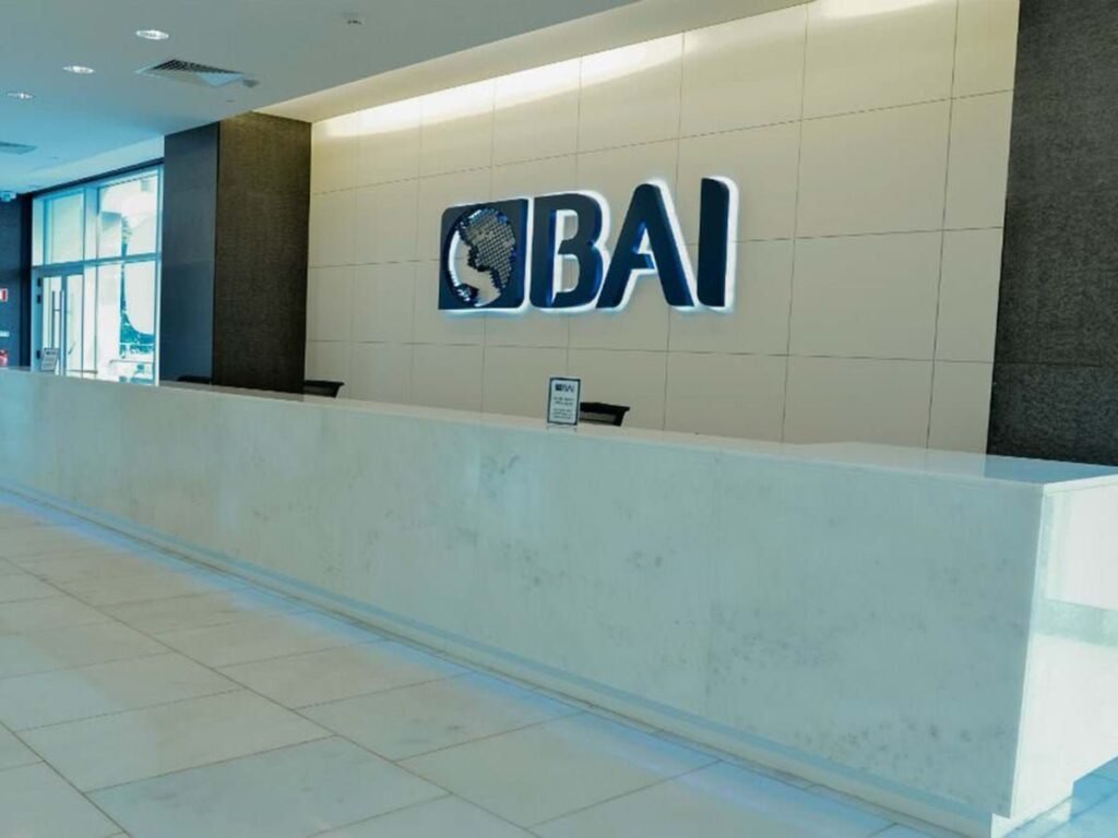 BAI limita carregamento de cartão Kamba VISA para 500 dólares mensais