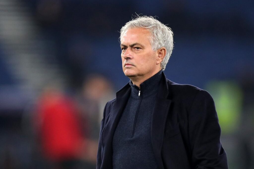 José Mourinho interessado em voltar a treinar o Manchester United? José Mourinho interessado em voltar a treinar o Manchester United?