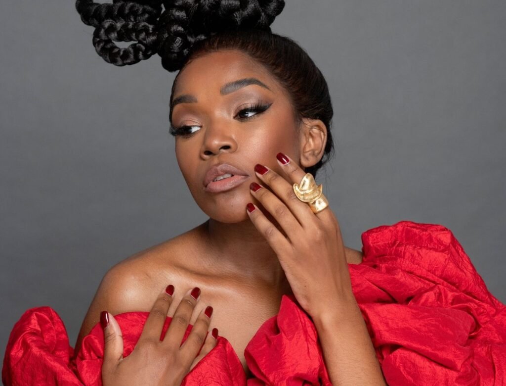 Anna Joyce esgota shows em Portugal na Tour Internacional de 10 anos