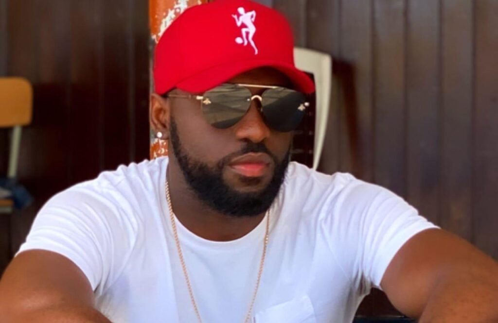 Fly Skuad revela que foi assaltado por um dos jovens da sua equipa de trabalho