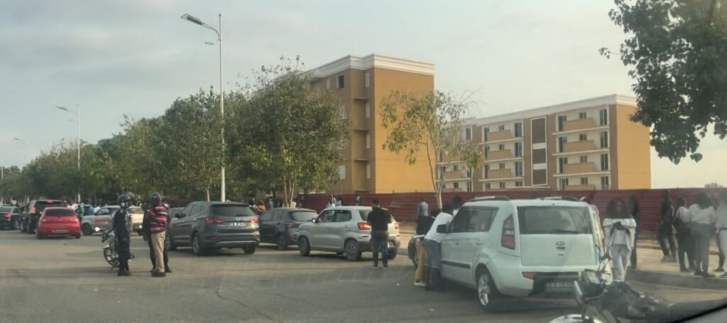 Ministério das Obras Públicas, Urbanismo e Habitação esclarece: Não se está a comercializar habitações no KK5000