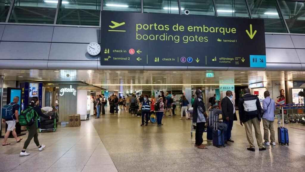 Aeroporto de Lisboa está entre os piores aeroportos do mundo