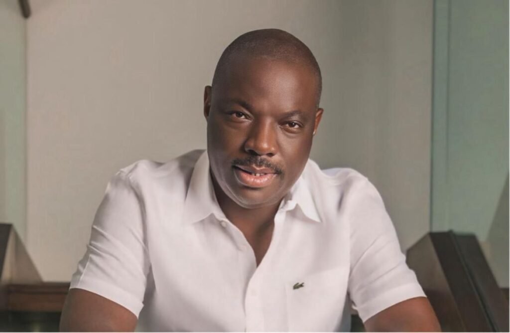 Bento Kangamba expressa sua gratidão a José Eduardo dos Santos na data do seu aniversário