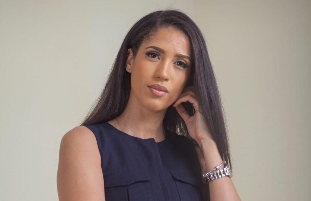 Lisandra Francisco, ex-esposa do músico Cabo Snoop, escreve carta aberta nas redes sociais Lisandra Francisco, ex-esposa do músico Cabo Snoop, escreve carta aberta nas redes sociais